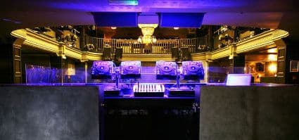 Mochas - London Night Guide