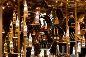 Golden Bee - Top Bars in London - London Night Guide -