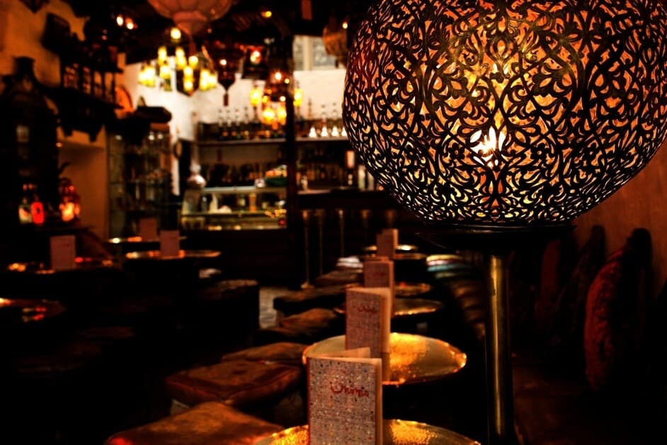 MOMO - London Night Guide -