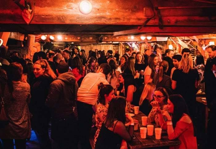 Bodos Schloss London Entry Price - London Night Guide