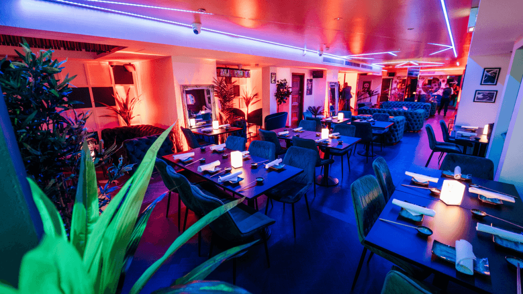 Oscars Mayfair - London Night Guide