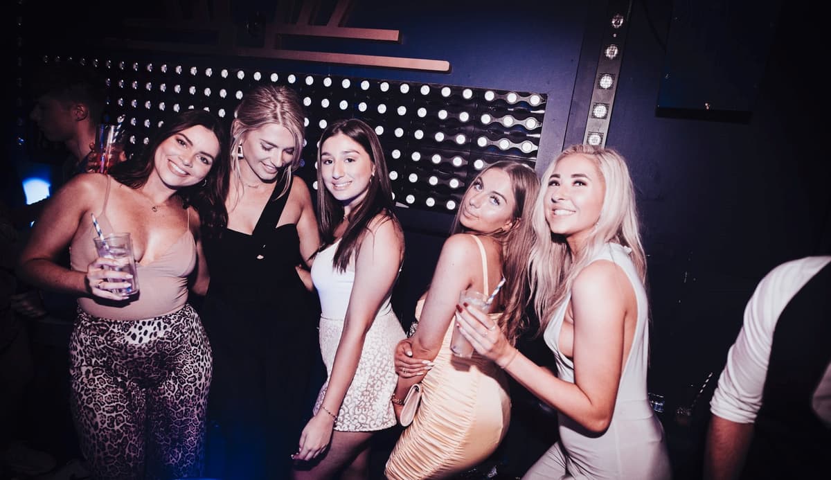 The Ultimate Guide To Hen Night Clubbing In London - London Night Guide