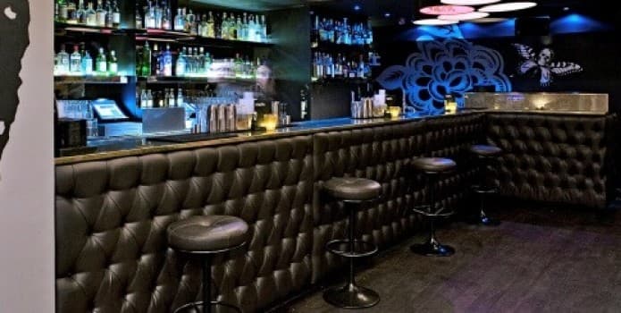 GRAPHIC BAR - photo 2