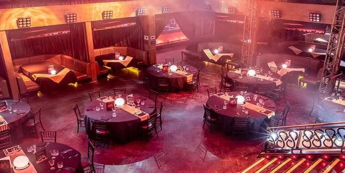 PROUD LATE TABLE BOOKING - photo 1