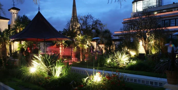 Roof Gardens Table Booking: Closed Since 2018 - photo 1