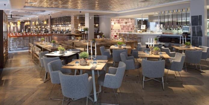 THE ANTHOLOGIST - photo 4