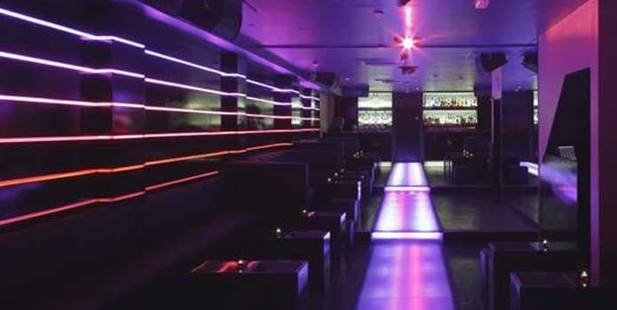 LUXX CLUB TABLE BOOKING - photo 1