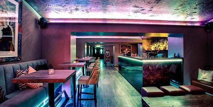 HYDE KENSINGTON TABLE BOOKING - photo 1