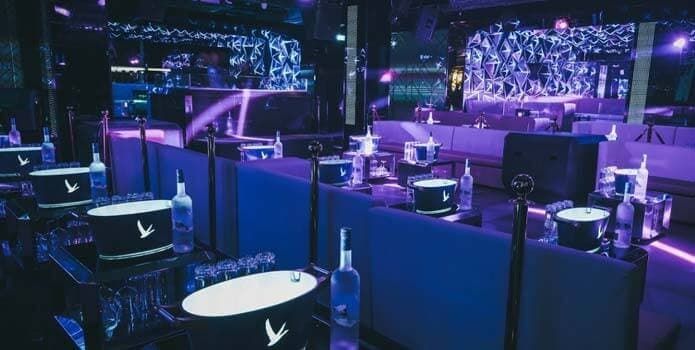 OPIUM TABLE BOOKING - photo 4